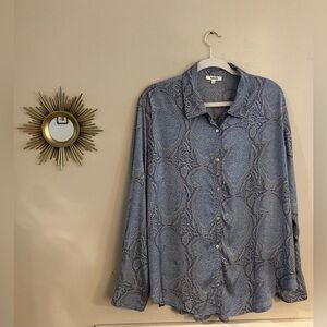 EUC Splendid Mackenzie Paisley Button Down Blouse 100% Viscose